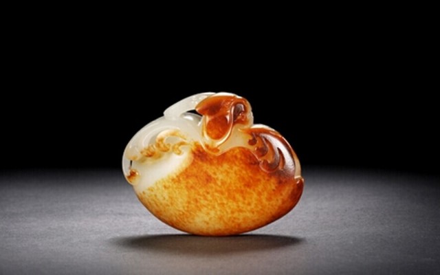 长期佩戴和田玉手镯的好处